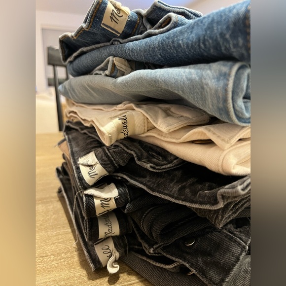 7 pairs of size 31 madewell jeans sold together - Picture 2 of 3